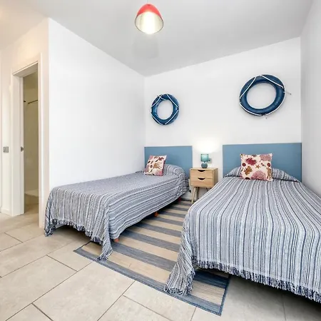 Hébergement de vacances La Marinera House - Near The Beach, Air-con, Fast Wifi And Sat Tv By Lanzarote Playa Blanca (Lanzarote)