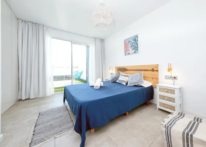 La Marinera House - Near The Beach, Air-con, Fast Wifi And Sat Tv By Lanzarote